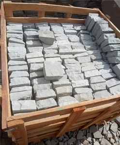 Dalles de pavage en pierre de grès noire indienne Kandla Chittor, finition brossée, épaisseur 25-35 mm, design moderne, aménagement paysager, jardin - Product Image 3