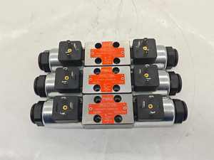 โซลินอยด์วาล์วเปลี่ยนทิศทาง RPE3-063H11/02400E1-A/M วาล์วควบคุมทิศทางไฮดรอลิกแบบทำงานโดยตรง - Product Image 2