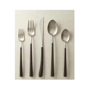 Juego de Cubiertos Decorativos de Acero Inoxidable, Juego de Cubiertos de Metal de Alta Calidad para Oficina y Mesa de Boda - Product Image 6