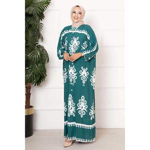 Vestido Hijab de viscosa con botones Esmeralda para niños y niñas Material de tela - Product Image 2