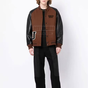 Chaqueta Letterman duradera para hombre que proporciona la calidez y la función de una chaqueta de Invierno Estándar - Product Image 2
