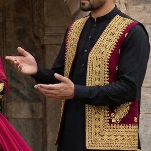 Tenue de mariage ethnique traditionnelle afghane pashtun, vintage, pour couple, longueur au sol, motif floral, faite à la main, personnalisable - Product Image 5