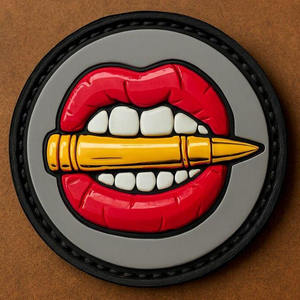 Étiquette en caoutchouc 3D personnalisée avec logo, PVC gaufré, résistante à l'eau, aimantée, accessoires pour vêtements, patch - Product Image 2