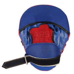 Mitaines de frappe incurvées en cuir PU de haute qualité, durables, avec logo personnalisé, pour l'entraînement de boxe et de combat - Product Image 2