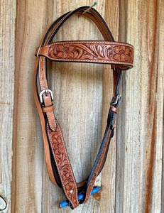Conjunto de arreos Western, brida, frontal con diseño floral, pechera, TAMAÑO COB - Product Image 3