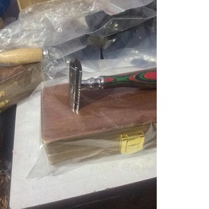 Rasoir de sécurité de qualité supérieure avec support, multifonctionnel, antirouille, rasoir de sécurité OEM, rasoir sous la barbe - Product Image 3