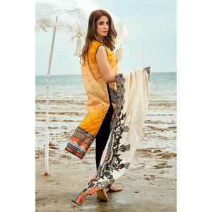 Conjunto de Traje de Tela Estampada de 3 Piezas en Color Beige Sin Costuras para Mujer - Product Image 4