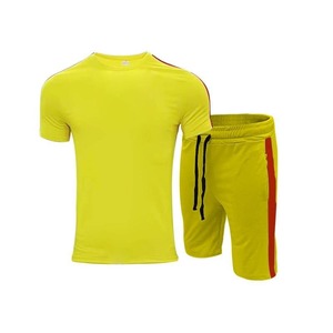Oem Ensemble t-shirt et short pour homme en polyester à séchage rapide à impression personnalisée pour l'été Survêtements courts 2 pièces Nouveaux survêtements à manches courtes - Product Image 4