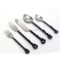 Ensemble de couverts en acier inoxydable de qualité supérieure avec poignées noires décoratives, 4 pièces (fourchette, couteau, cuillère), compatibles lave-vaisselle