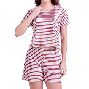 เซ็ตเสื้อยืดและกางเกงขาสั้นผ้าฝ้าย100% สำหรับผู้หญิงชุดเสื้อยืดและกางเกงขาสั้นสไตล์เรียบง่ายไม่เหมือนใคร - Product Image 1