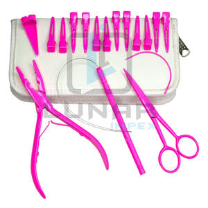 Kit d'outils d'extension de cheveux accrocheur de couleur rose vif avec accessoires personnalisés et étiquetage de marque personnalisé - Product Image 1