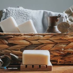 Marque privée Savon naturel biologique à la noix de coco Savon exfoliant pour le contrôle de l'huile Savon pour le visage blanchissant pour la peau Savon à la niacinamide pour femmes - Product Image 4