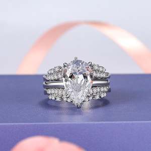 Ensemble de bague de fiançailles Jeulia avec moissanite taille poire en argent sterling - Product Image 4