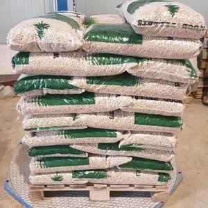 Briquetas minimizadas de ceniza de pellets de madera de 6mm derivadas de Europa de primera calidad empaquetadas - Product Image 2