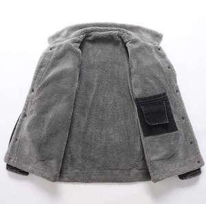 Veste en fourrure pour homme en gros, veste universitaire en cuir véritable sur mesure, col montant, lettre, uni, teinture unie, fermeture éclair pour l'hiver, moto - Product Image 1