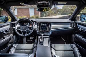 UTILISÉ LHD/RHD 2020 VOLVO V90 T6 R-DESIGN AWD - Product Image 3