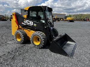 Minicargadora JCB 225 de 2016 con Motor Mitsubishi - Capacidad de Carga de 8 Toneladas, Alta Eficiencia, Diseñada para Mayor Resistencia - Product Image 2