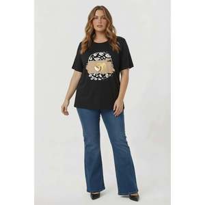 Printed Plus Size <b>Sequin</b> Detailed <b>T</b>-<b>Shirt</b> Black - Product Image 4