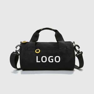Bolsas de gimnasio Unisex personalizadas al mejor precio, forro de nailon duradero ecológico, patrón sólido, estilo informal, correa ajustable de peso ligero - Product Image 1