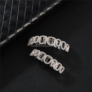 Nuevo Diseño Hip Hop Iced Out, Juego de Grillz de 8 Dientes con Diamantes, Chapado en Oro, Grillz Dentales de Diamantes para Hombre, Parte Superior e Inferior - Product Image 2