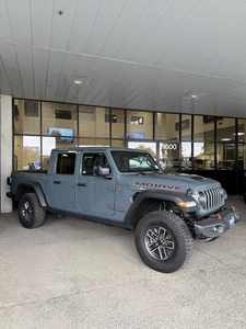 Jeep Gladiator Mojave 2025 Usado con Paquete para Clima Frío - Product Image 4