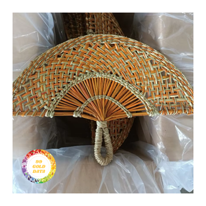 Venta al por mayor de abanicos de algas marinas naturales y abanico de hojas tejidas a mano-Solución de refrigeración ecológica para eventos de verano y minoristas - Product Image 1