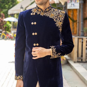 2022 élégant bleu marine Sherwani robe sur velours tissu or Zardozi broderie grande taille respirant chaussures assorties pour les mariages - Product Image 1