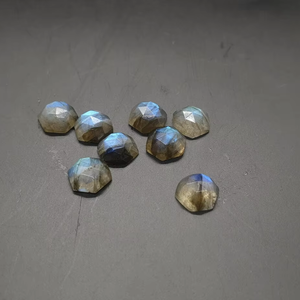 Piedra preciosa suelta de cabujón con parte posterior plana en forma de hexágono de labradorita Natural de alta calidad para la fabricación de joyas - Product Image 1