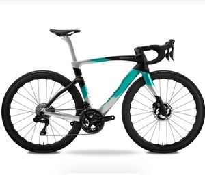 Tout nouveau Dogmaas F 2025 - Sram Red eTap AXS 2x12sp - Campagnolo - Product Image 3