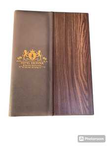 ที่ปิดและที่วางเมนูระดับพรีเมียมทำจากโลหะและหนัง PU ทนทานออกแบบได้ตามต้องการสำหรับร้านอาหารร้านกาแฟโรงแรม - Product Image 5