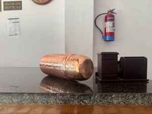 Personalized Eco-Friendly Pure Copper 1000ml Leak-Proof Yoga Jumbo <b>Water</b> <b>Bottle</b> with Lid for Home Kitchen Office Unique Design - Product Image 4