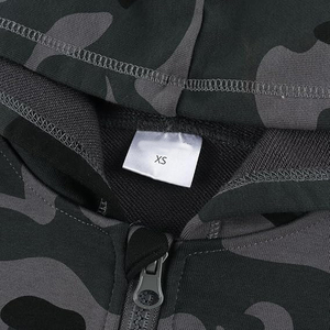 Sweat à capuche zippé isolé, design structuré, silhouette flexible, robuste, pour l'hiver, en plein air, avec isolation thermique - Product Image 5