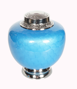 Urna Funeraria Decorativa de Latón Metálico Hecha a Mano, Simple, Elegante, Moderna, de Diseño y Alta Calidad - Product Image 6