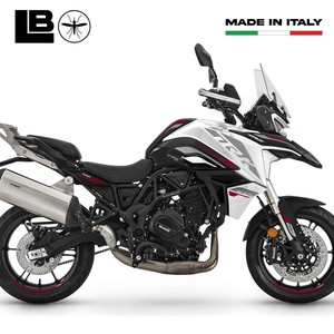 Adesivi Protettivi Laterali 3D per Serbatoio Moto Compatibili con Benelli TRK 702 - Product Image 3