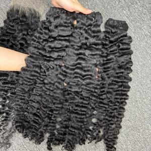 Vente en gros de cheveux humains bruts bouclés birmans dans la trame de sources de la plus haute qualité - Product Image 2