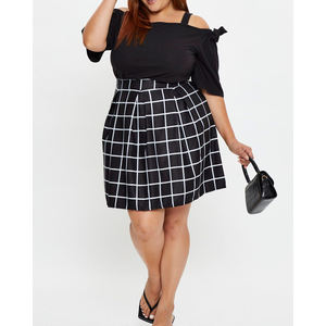 Nouvelles jupes pour femmes grande taille à motifs unis en vente en ligne 2025 Bonne qualité Nouveau style Prix bas Jupes pour femmes Fabriquées au Pakistan - Product Image 3