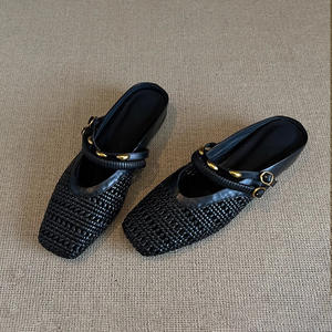 รองเท้าผ้าใบผู้หญิงแบบสวม สไตล์ลำลอง ใส่สบาย ระบายอากาศดี แฟชั่นฤดูร้อน พื้นยาง - Product Image 2