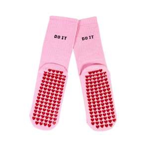 Chaussettes de yoga et de Pilates fines en silicone rose antidérapantes - Product Image 2
