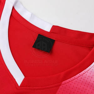 Camiseta Deportiva Transpirable y Cómoda con Ajuste Activo, Material Ligero y Movimiento Suave - Product Image 3