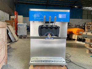 Machine à glace molle commerciale d'<span class=keywords><strong>occasion</strong></span> <span class=keywords><strong>de</strong></span> fabrication chinoise - Product Image 2