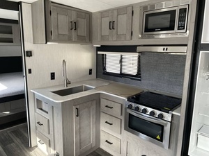 Remolque de caravana para acampar Heartland M260 usado del 2021 - Product Image 4