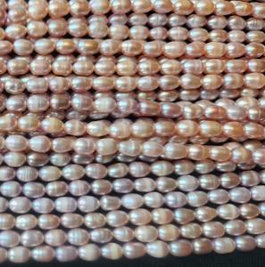 Hebras de perlas redondas blancas de agua dulce cultivadas, cuentas sueltas sin tratar para la fabricación de joyas, efectos de cambio de Color - Product Image 4