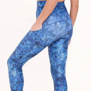 Leggings estampados de mujer con logotipo personalizado, ropa de fitness, mallas de yoga de cintura alta ajustadas y de compresión - Product Image 6