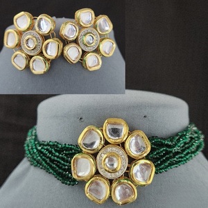Ensemble de tour de cou Kundan de meilleure qualité au design élégant avec boucles d'oreilles mignonnes Ensemble classique pour femmes pour mariage Collection pour femmes - Product Image 1