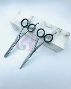 Tijeras de Peluquería y Entresacado para Diestros de Alta Calidad, Totalmente Plateadas, con Mango Largo de Acero Inoxidable, Instrumentos de Belleza con Logotipo Personalizado - Product Image 2