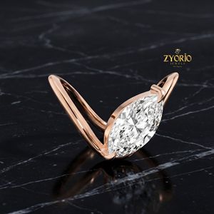 Anillo de Compromiso Solitario con Corte Marquesa en Oro de 10K, Elegante Anillo de Promesa para Mujer - Product Image 3