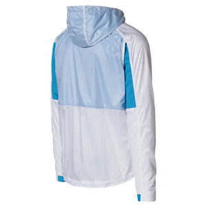 เสื้อแจ็คเก็ตกันฝนแบบมีฮู้ดน้ำหนักเบาสำหรับผู้ชาย OEM ขายส่ง ปี 2026 เสื้อกันฝนสำหรับกิจกรรมกลางแจ้ง ระบายอากาศได้ดี ป้องกันลม เหมาะสำหรับการเดินป่า - Product Image 4