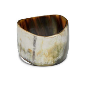 Bracelet large en corne de buffle naturelle écologique noir, fait à la main, poli, bracelet statement, bijoux de luxe tendance - Product Image 6
