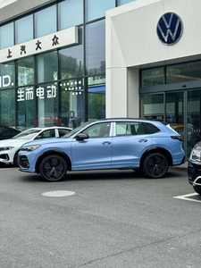 รถกระบะมือสอง ปี 2024 เครื่องยนต์ 4.1-6 ลิตร 186 แรงม้า เกียร์อัตโนมัติ 7 สปีด 5 ประตู 4 ที่นั่ง ระยะทางวิ่ง 200 กม. ดีเซล ไม่เคยเกิดอุบัติเหตุ พร้อมใช้งาน หลังคาซันรูฟแบบพาโนรามา - Product Image 6