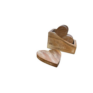 Sous-verres en noyer en bois en forme de coeur simples meilleurs pour la maison et l'hôtel utilisation d'ustensiles de cuisine ferme et centre de villégiature aux prix de gros - Product Image 3